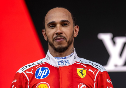 Hamilton vence pela 1ª vez com a Ferrari e encerra invencibilidade da Mercedes na F1