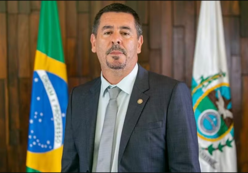 Deputado Val Ceasa é alvo de buscas por suspeita de ligação com a facção no Rio de Janeiro