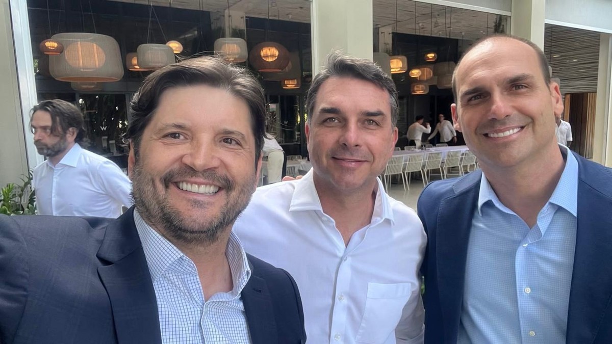 André do Prado lança pré-candidatura ao Senado e rejeita titularidade de Eduardo Bolsonaro