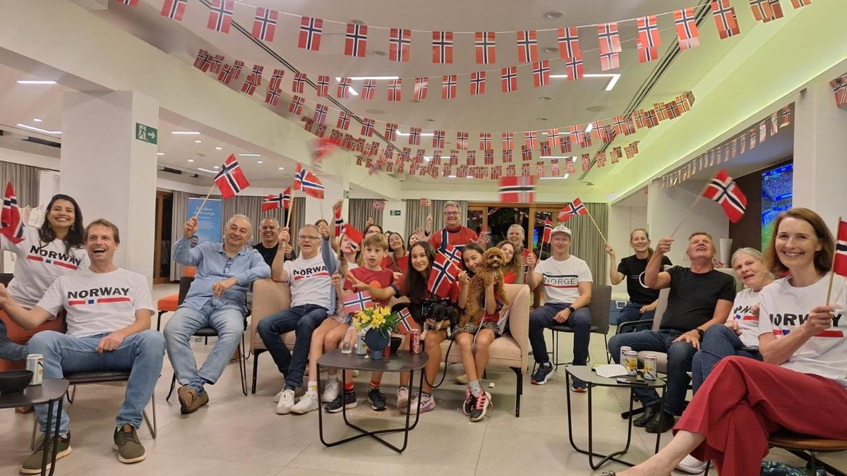 Copa do Mundo: embaixadas em Brasília viram ponto de encontro para torcedores de diferentes países