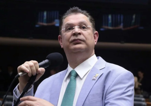 Líder do PL na Câmara aparece como um dos autores das emendas apadrinhadas por Valdemar Costa Neto