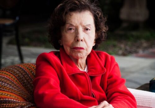 Morre aos 100 anos Elza Berquó, pioneira da demografia no Brasil