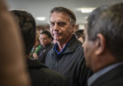 PGR vê descumprimento de medidas por Bolsonaro, mas defende manutenção da prisão domiciliar