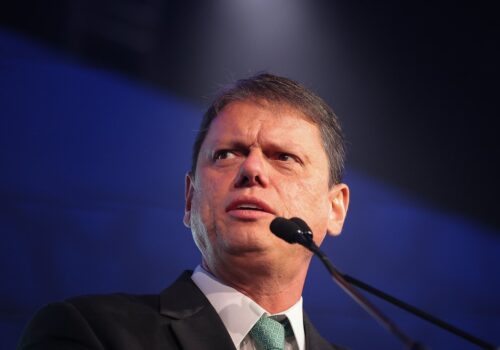 Equipe de Tarcísio prepara ofensiva na capital e Grande SP para reduzir principal ponto de atenção da campanha