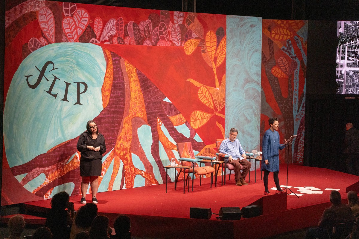 Orides Fontela é celebrada na abertura da Flip, que afasta anedotário: 'É poeta universal'