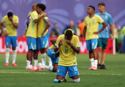 Haaland marca duas vezes, Brasil perde para Noruega e é eliminado da Copa