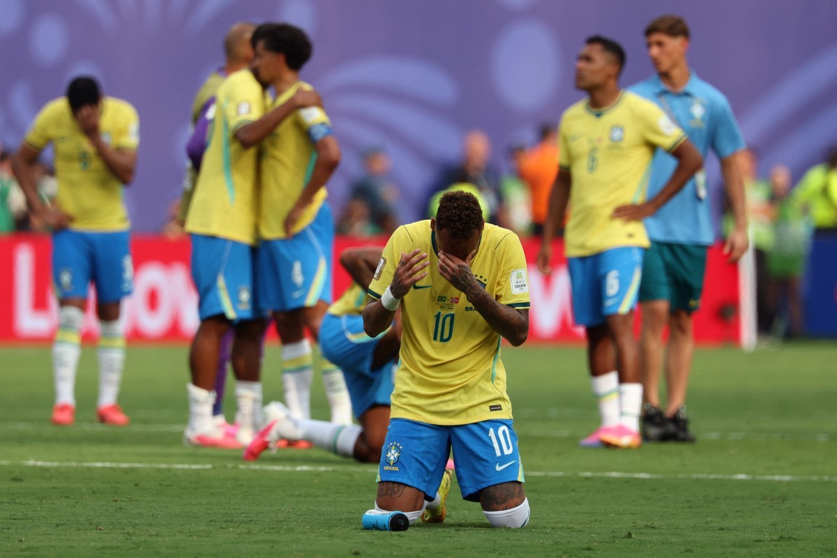Haaland marca duas vezes, Brasil perde para Noruega e é eliminado da Copa