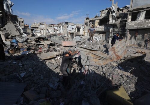 Ataque aéreo de Israel em Gaza deixa sete mortos