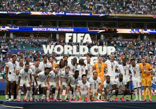 Inglaterra vence a França e conquista 3º lugar da Copa do Mundo 2026