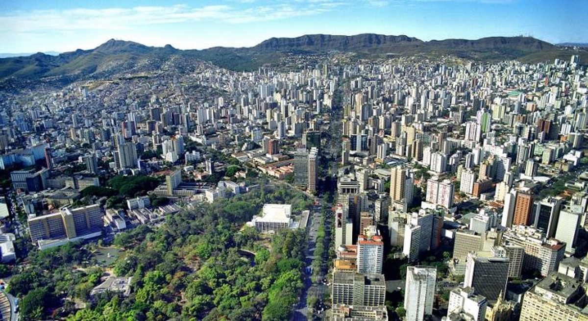 Final da Copa reúne torcedores de Argentina e Espanha em BH com festa, gastronomia e tradições culturais