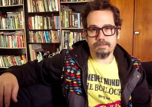 Diretor Ricardo Spencer é encontrado morto no Copan, em SP; polícia investiga morte suspeita