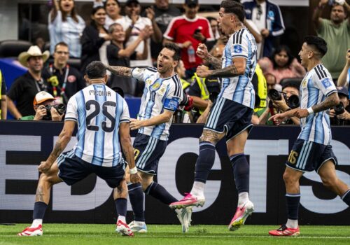 Qual a escalação da Argentina para o jogo contra Egito na Copa do Mundo?