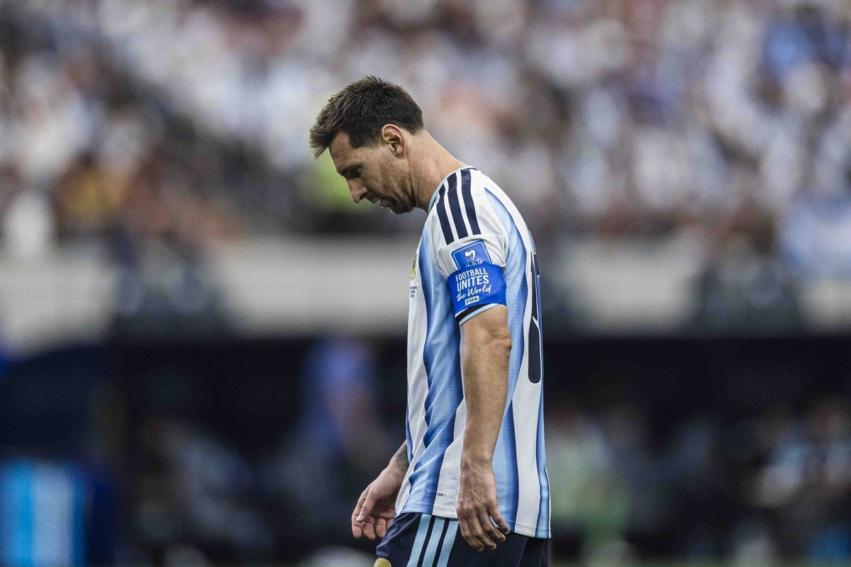 Messi se torna primeiro jogador a perder dois pênaltis em uma mesma edição de Copa do Mundo