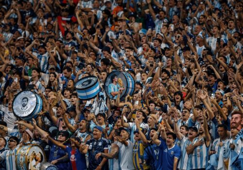 Com 10% de argentinos, Búzios (RJ) vive expectativa pela final da Copa