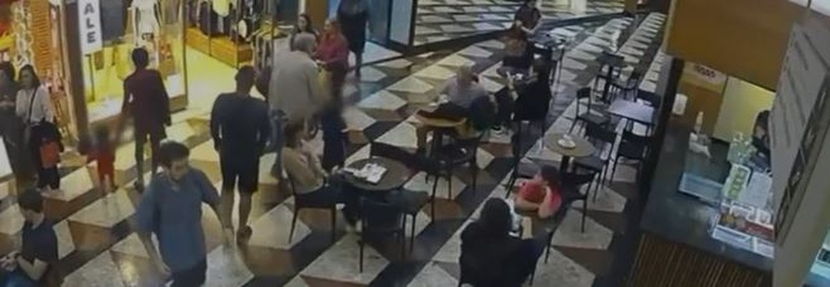 Ator é agredido com cabeçada após tentar falar com homem em shopping na Zona Sul do Rio