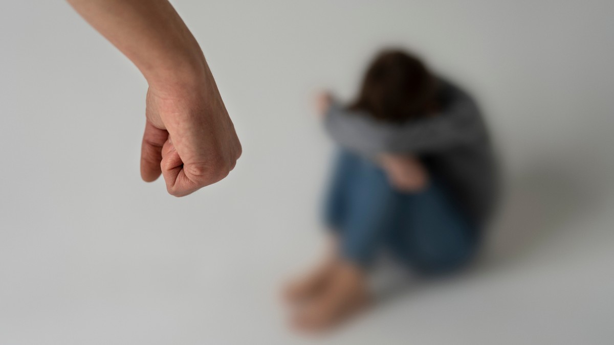 A cada três minutos, uma denúncia de maus-tratos contra crianças e adolescentes é registrada no Brasil
