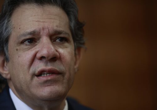 Haddad vai explorar 'tarifaço' de Trump para conseguir votos no interior de SP
