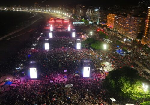 Douglas Ruas diz que, se eleito, não irá incentivar megashows em Copacabana