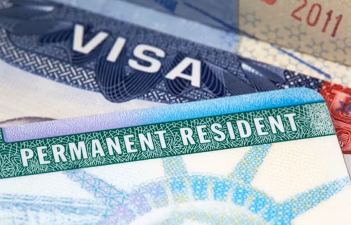 EUA suspendem agendamento de entrevistas para vistos de imigrantes em todo o mundo