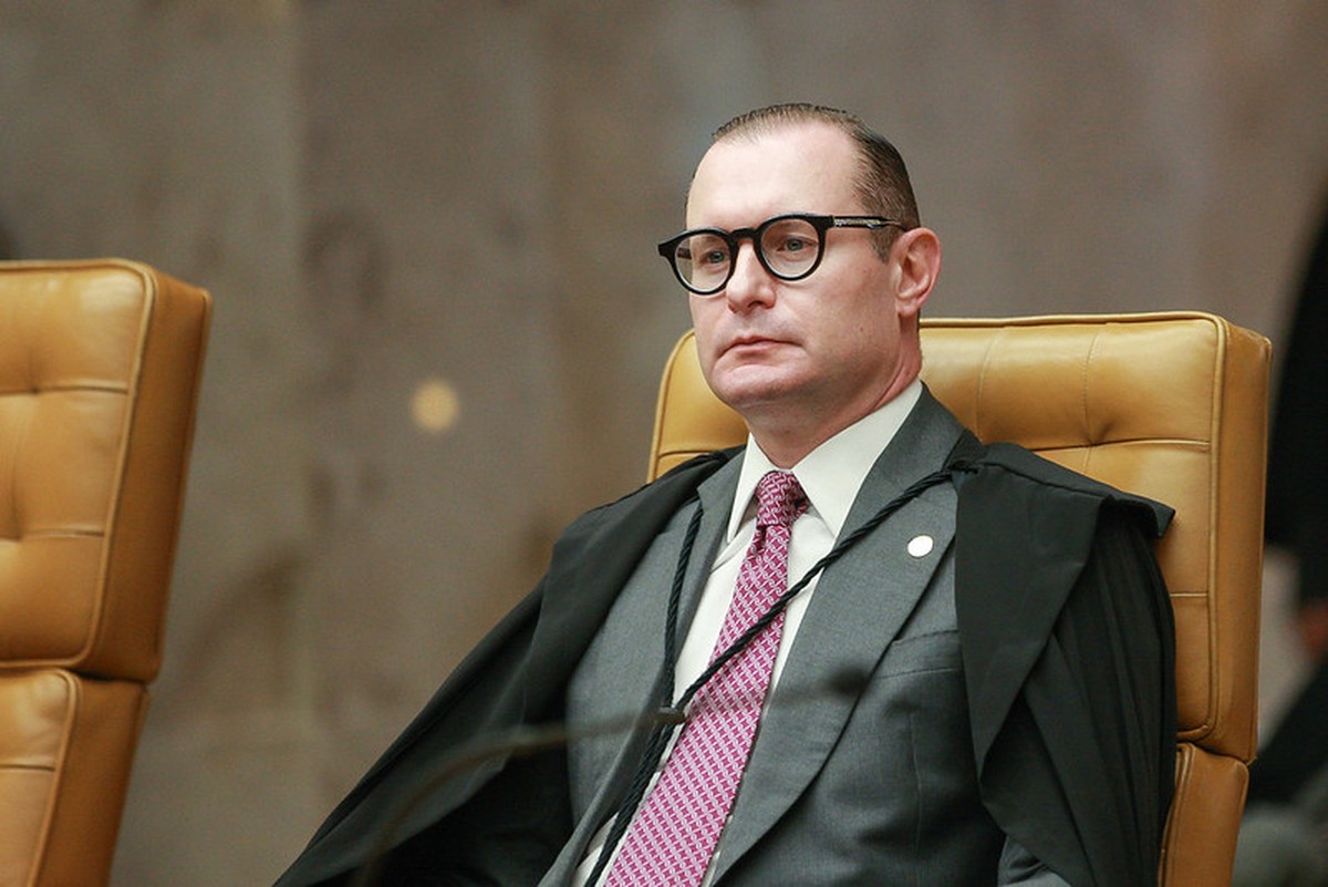 Zanin arquiva investigação contra ministro do STJ em caso de venda de sentenças