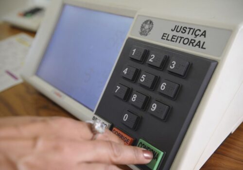 Mais da metade dos mesários das eleições deste ano se apresentaram voluntariamente