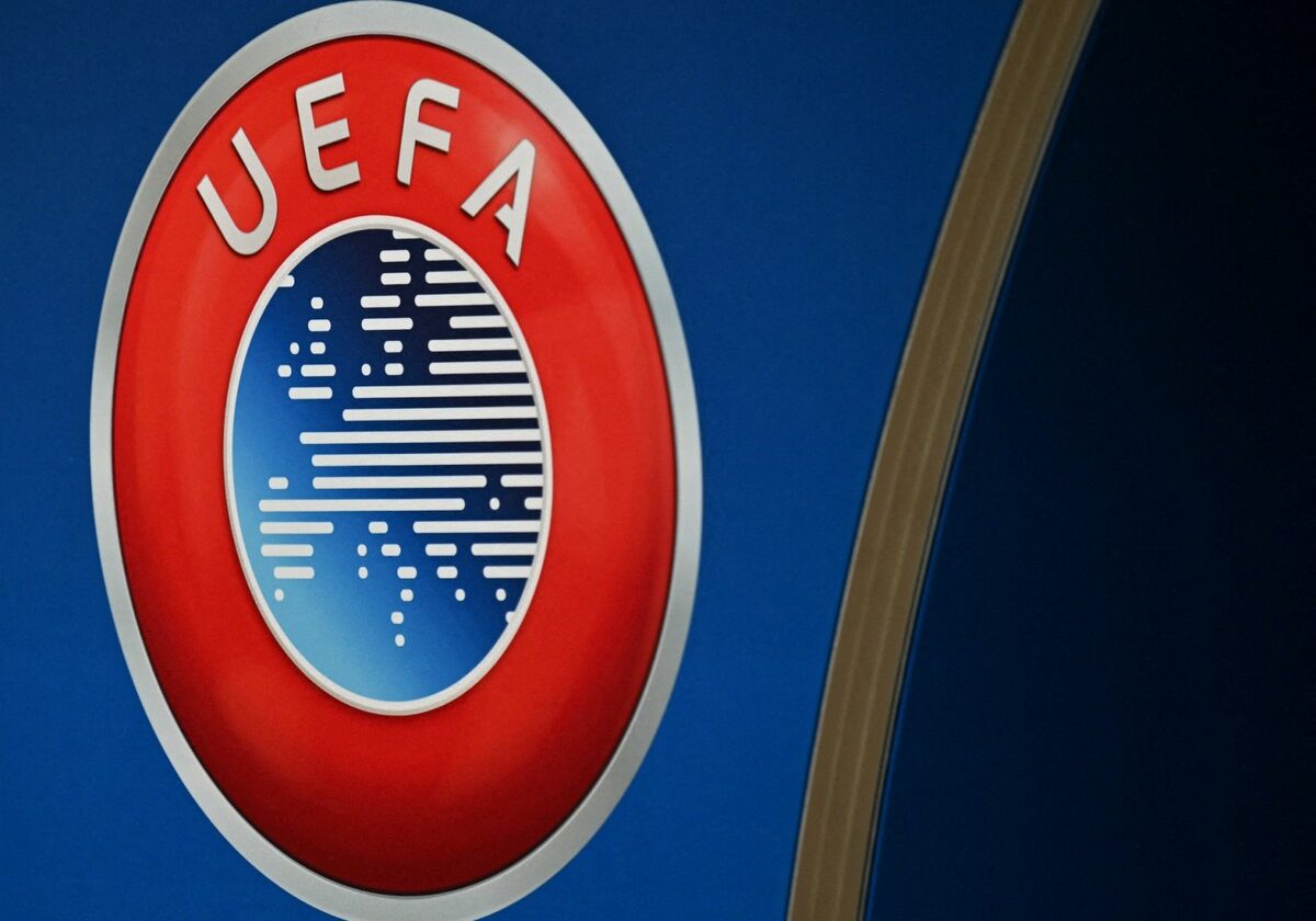 UEFA considera ação judicial contra Fifa por planos de venda de participação da Copa