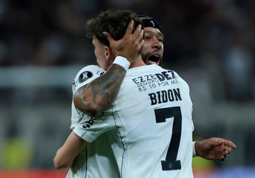 Onde assistir a Coritiba x Corinthians pelo Brasileirão e aos outros jogos deste domingo (23)