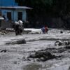 Novo lago criado por deslizamentos no Nepal enfrenta riscos devido ao acúmulo de água e previsão de chuvas