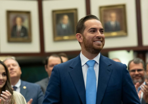 Senado dos EUA aprova indicação do republicano Daniel Perez para embaixador no Brasil
