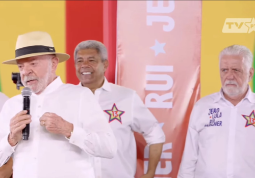 Lula pede votos para Jaques Wagner durante convenção que oficializa Jerônimo à reeleição na Bahia