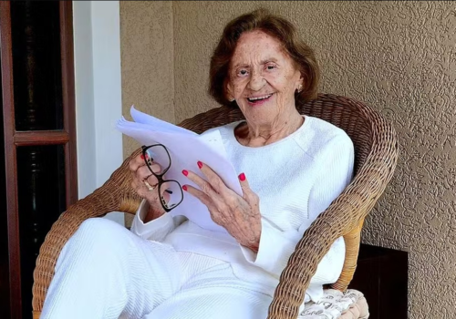 Atriz Laura Cardoso morre aos 98 anos