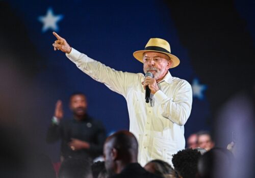 Em discurso na convenção nacional do PT, Lula se compara a Pelé