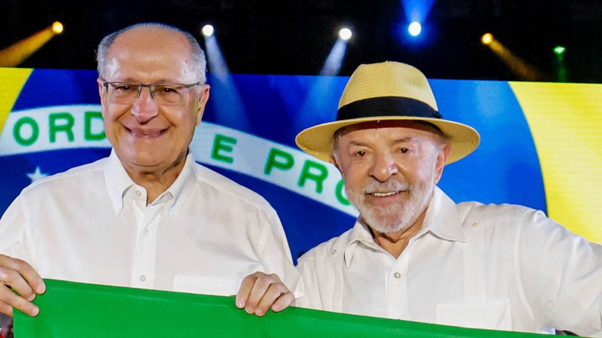 PT apresenta programa de governo de Lula com defesa da soberania, controle fiscal e fim da escala 6x1