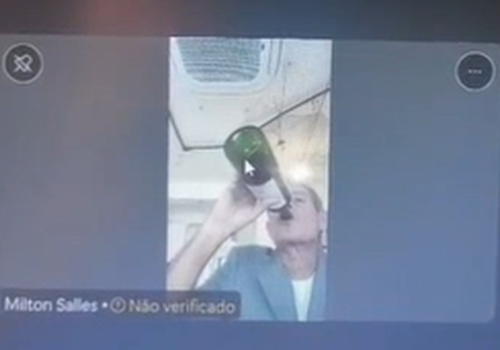 Juiz que foi flagrado bebendo garrafa de vinho durante sessão virtual é afastado
