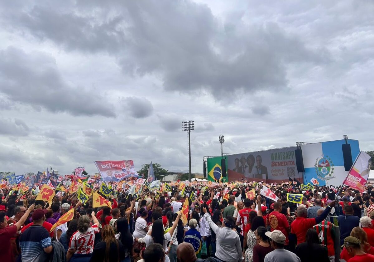 Lula faz comício no Rio em primeiro grande ato de campanha no estado