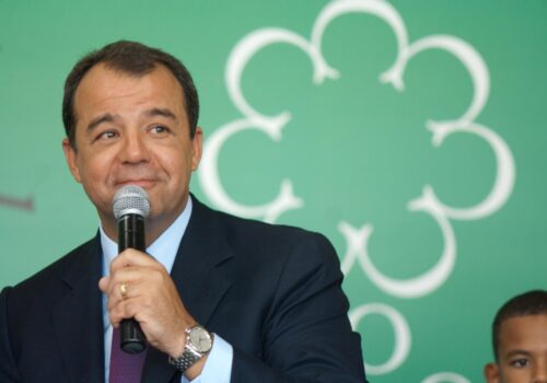 Sérgio Cabral é condenado a pagar R$ 1 milhão por regalias na prisão
