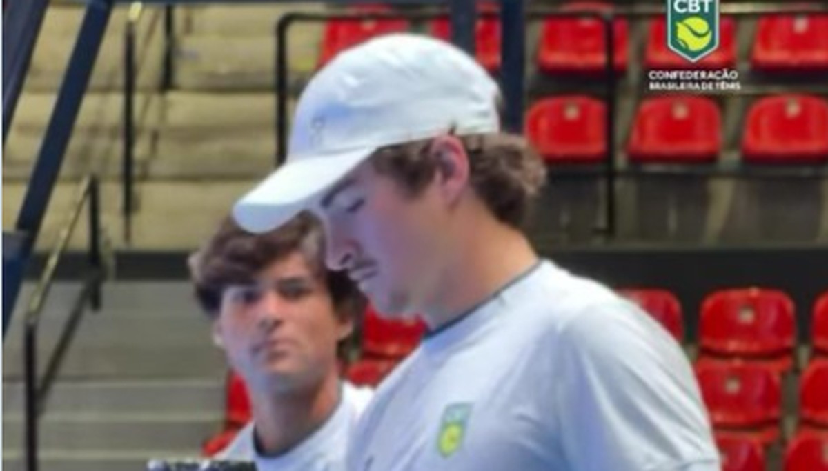 João Fonseca aparece treinando no Rio de Janeiro na semana da Copa Davis; veja vídeo