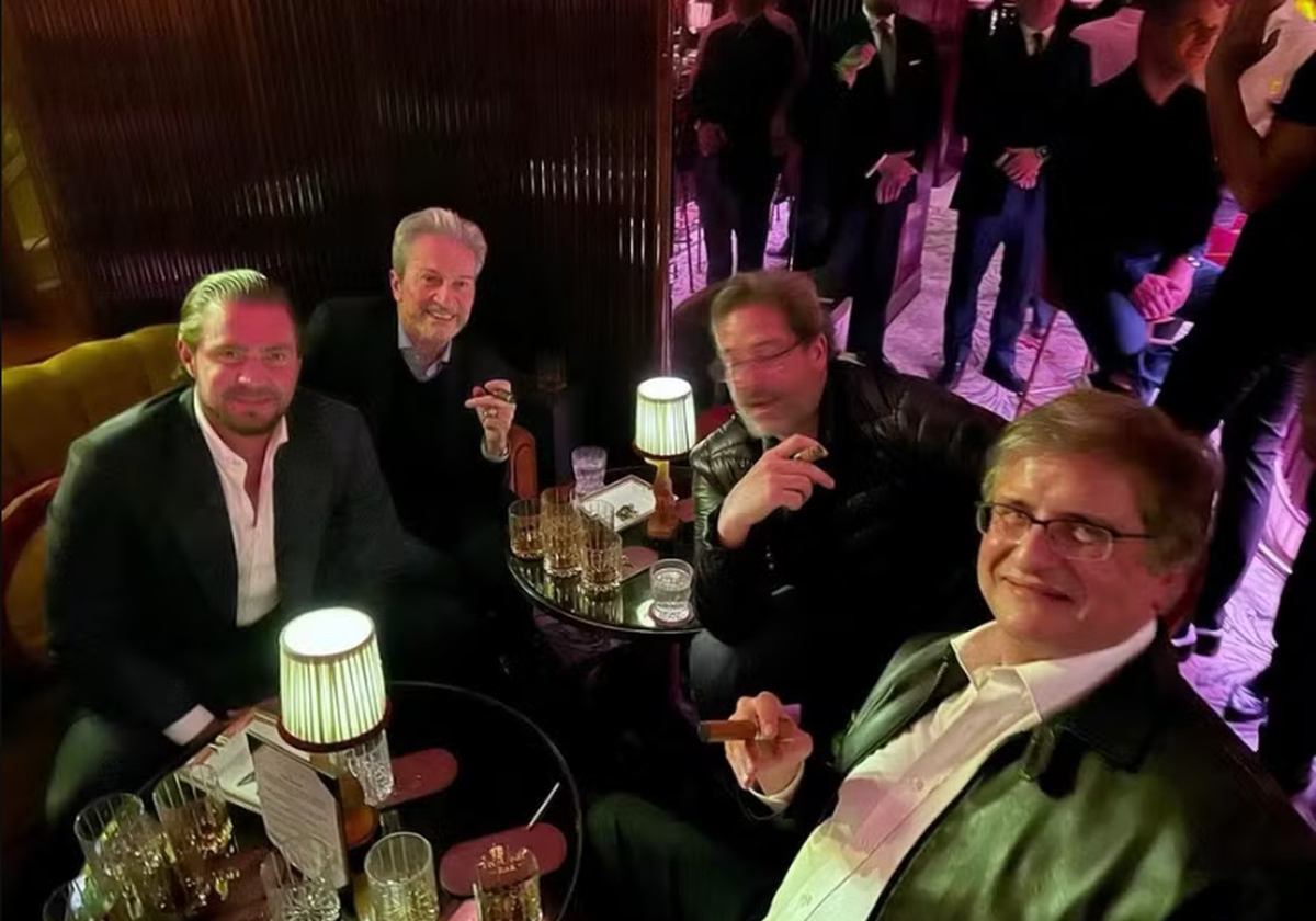 Mensagens no celular de Vorcaro mostram foto com ele e procurador-geral, Paulo Gonet, em Londres