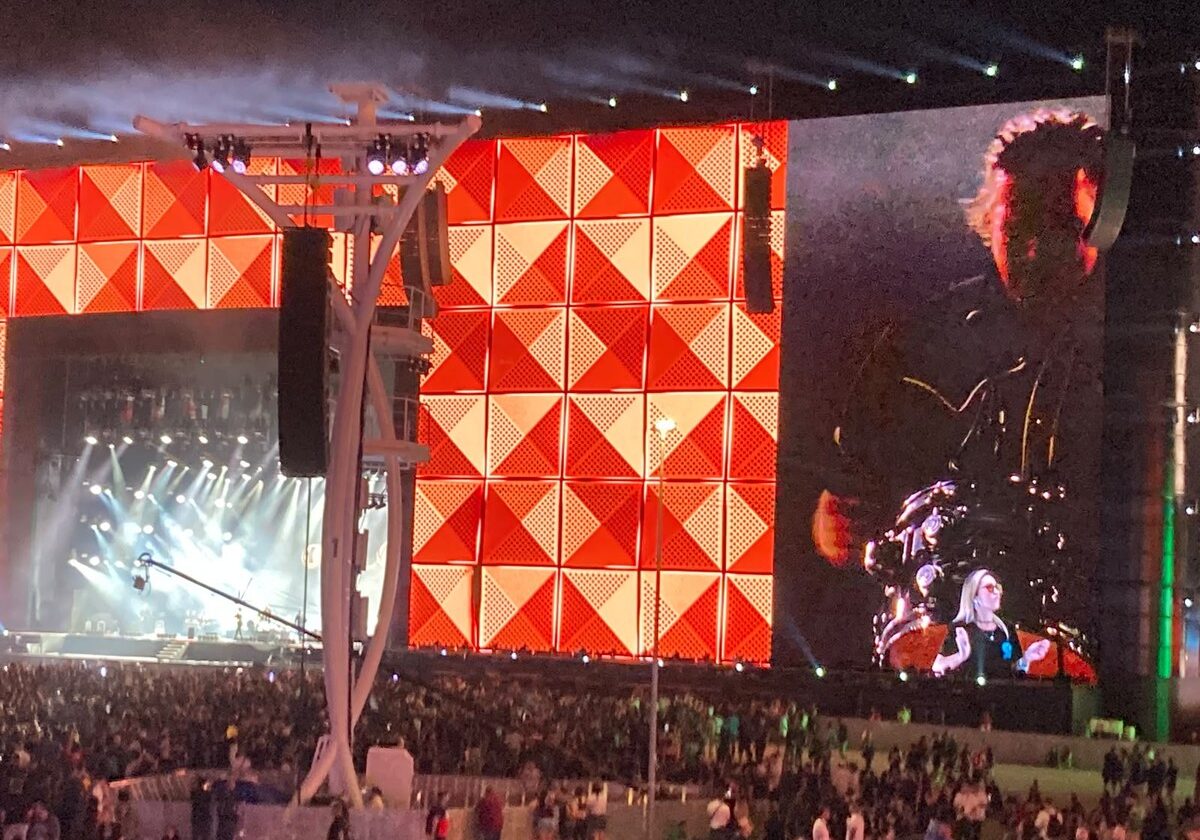 The Hives estreia no Rock in Rio com português, show energético e carisma