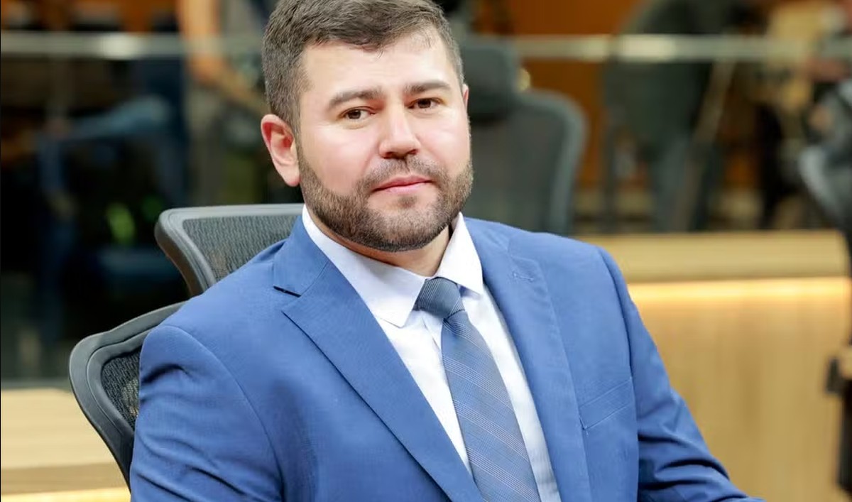 Deputado estadual Amilton Filho morre em acidente de carro em Goiás