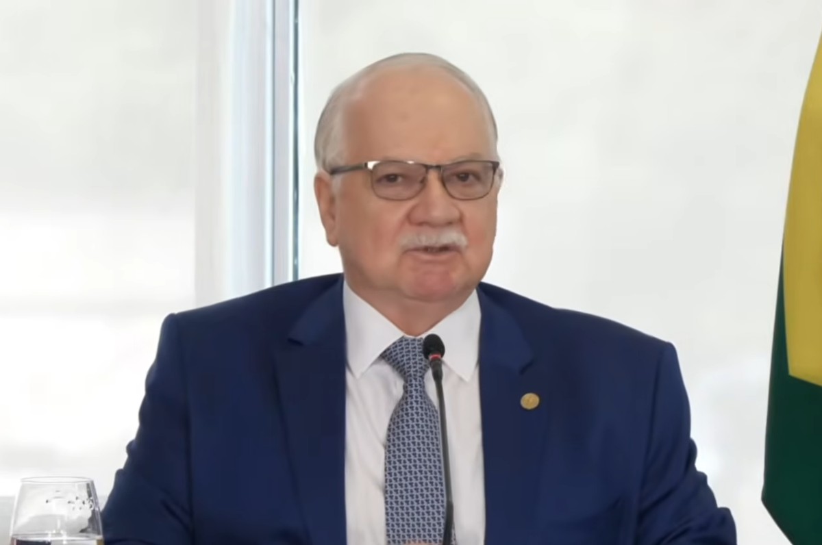 Fachin assume relatoria de caso que envolve Moraes e Vorcaro