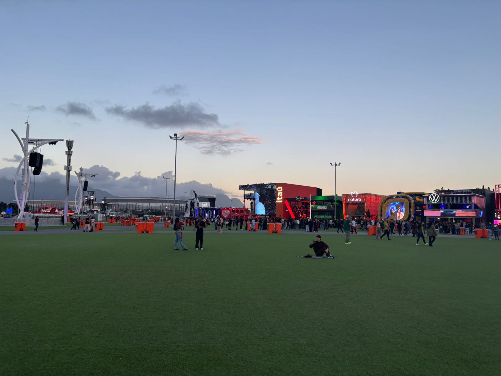 Área de estandes do Rock in Rio 2026. — Foto: Cláudio Gabriel/CBN