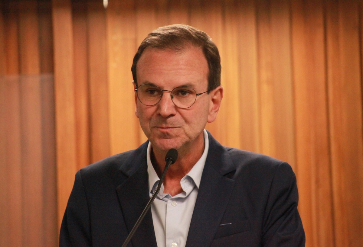 Datafolha no RJ: Eduardo Paes tem 43% das intenções de voto; Douglas Ruas, 30%