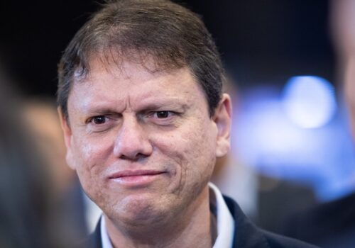Tarcísio faz primeiro ato de campanha no ABC paulista: 'Foco da reta final é estar com as pessoas'