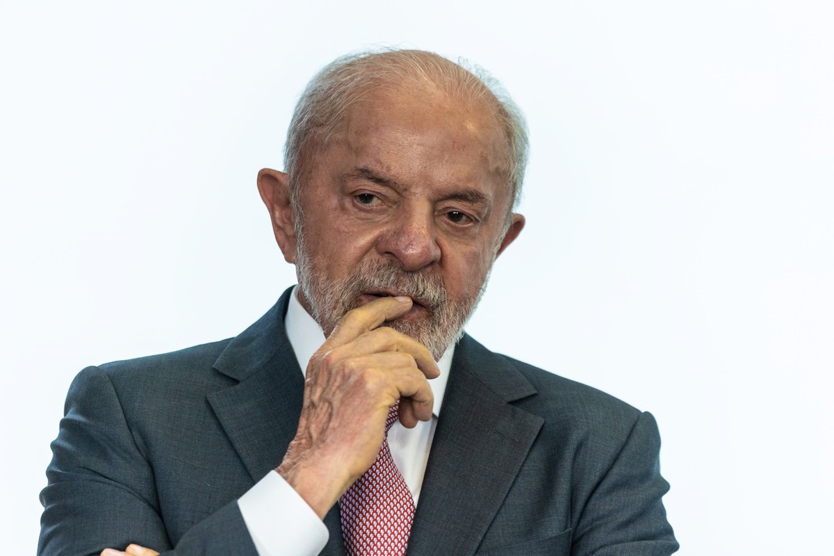 Lula diz que Fachin agiu certo, mas ainda precisa tomar providências no STF
