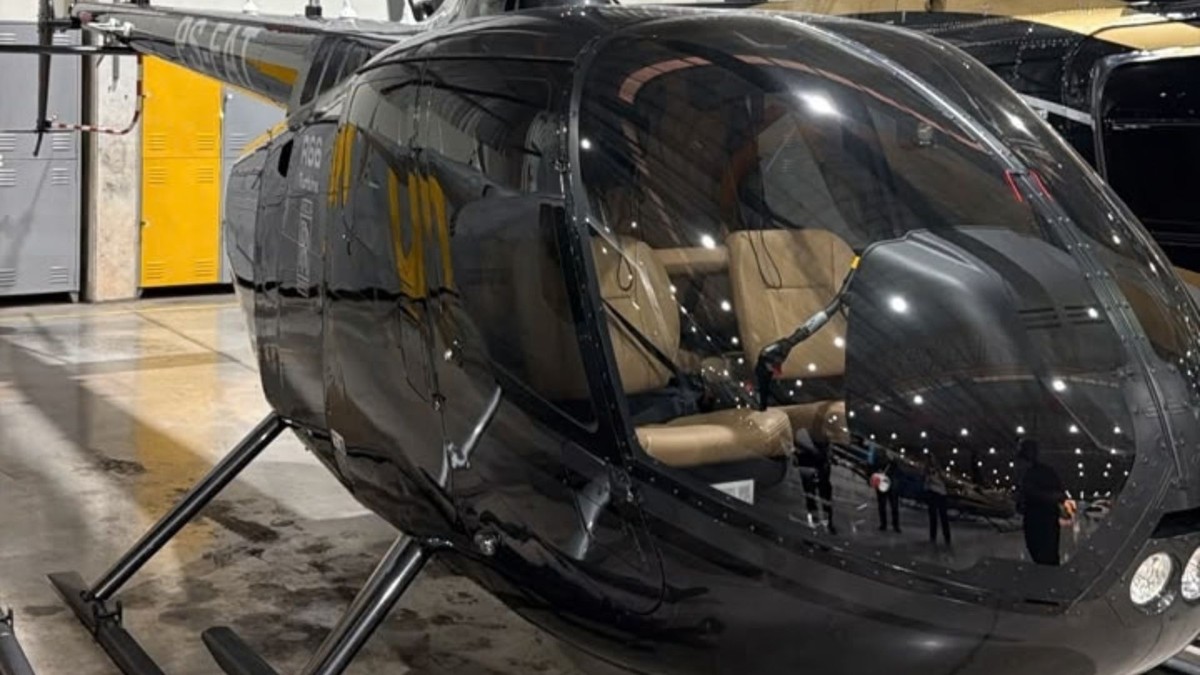 MP apreende helicóptero de R$ 10 milhões e armas em operação contra pirâmide financeira em SP