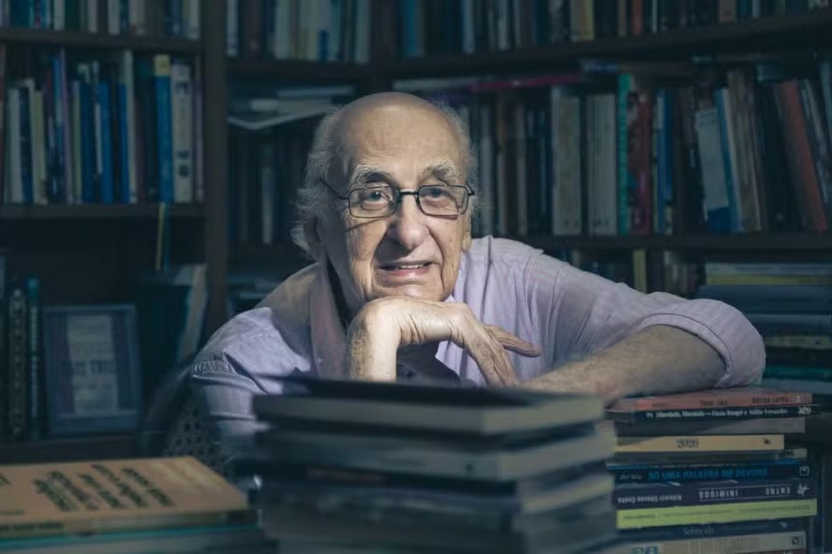 ‘Um sujeito que sempre esteve do lado certo’, diz Merval sobre Zuenir Ventura