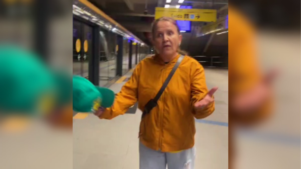 Estudante de direito é alvo injúria racial em metrô de SP após tentar conter discussão política