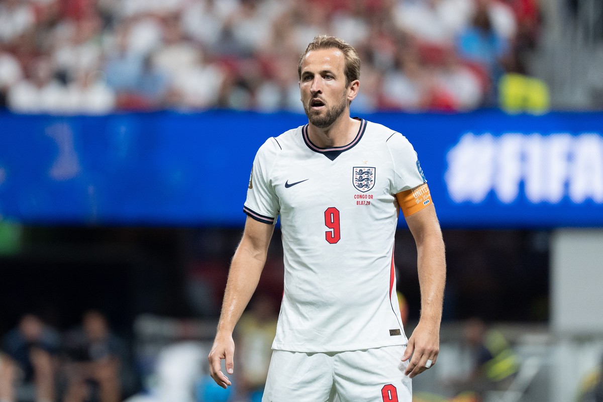 Bola de Ouro: Harry Kane é eleito o melhor jogador do mundo em 2026