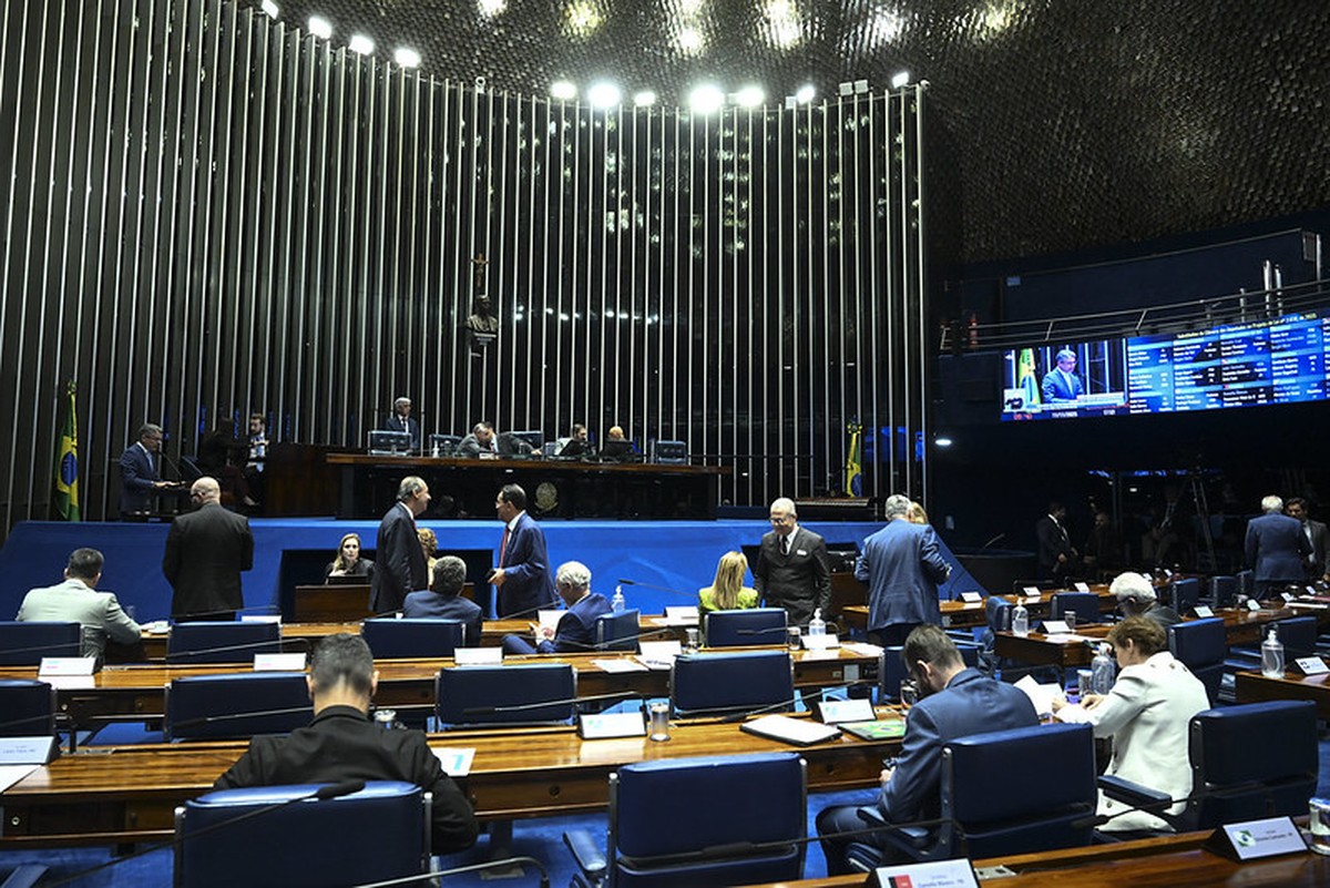 Senado vota PEC que acaba com escala 6x1 nesta quarta (14)